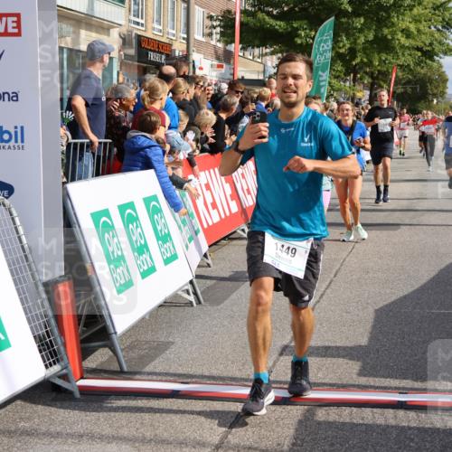 15.09.2024 - PSD Bank Halbmarathon Strokosch-Dieckow http://msf.ph/oto/7096007 15.09.2024 11:58:21 Ziel 975, 1417, 1449, 1530, 1539, 1565, 1708, 1900, 2512, 2564, 2572, 2751, 2763, 2873, 2883, 3138 meine-sportfotos.de