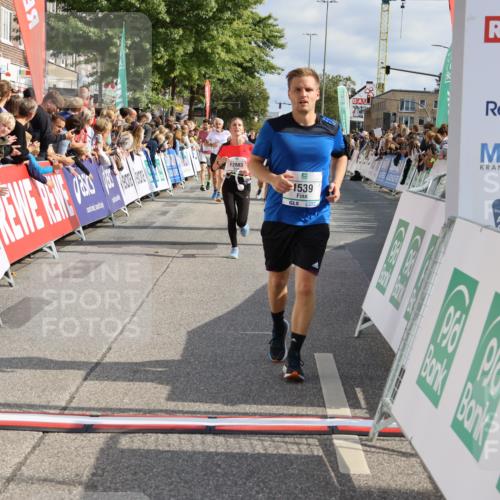 15.09.2024 - PSD Bank Halbmarathon Strokosch-Dieckow http://msf.ph/oto/7096026 15.09.2024 11:58:26 Ziel 975, 1417, 1449, 1539, 1565, 1708, 1900, 2497, 2512, 2763, 2873, 2883, 3138, 3552 meine-sportfotos.de