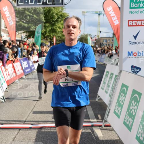 15.09.2024 - PSD Bank Halbmarathon Strokosch-Dieckow http://msf.ph/oto/7096052 15.09.2024 12:10:15 Ziel 1694, 1820, 1864, 1993, 1998, 2053, 2531, 2788, 2993, 3117, 3187, 3532 meine-sportfotos.de