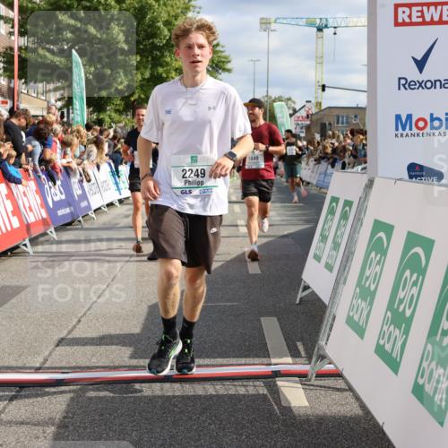 15.09.2024 - PSD Bank Halbmarathon Strokosch-Dieckow http://msf.ph/oto/7096057 15.09.2024 11:58:45 Ziel 1303, 1642, 1818, 1842, 1849, 1947, 2101, 2205, 2249, 2773, 2823, 2860, 2870, 2885, 3553 meine-sportfotos.de