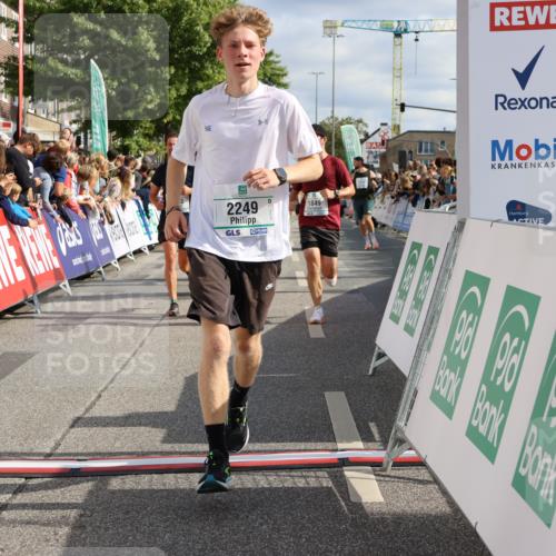 15.09.2024 - PSD Bank Halbmarathon Strokosch-Dieckow http://msf.ph/oto/7096059 15.09.2024 11:58:45 Ziel 1303, 1642, 1818, 1842, 1849, 1947, 2101, 2205, 2249, 2773, 2823, 2860, 2870, 2885, 3553 meine-sportfotos.de