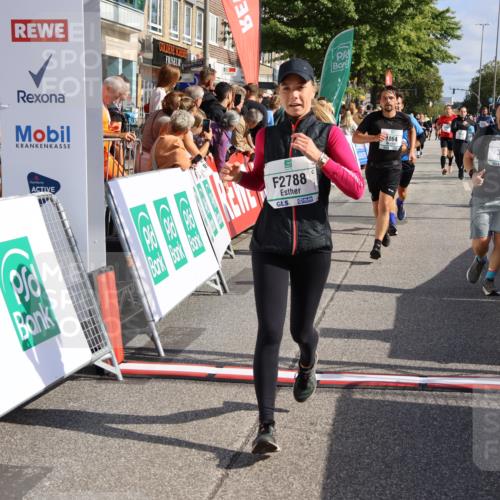 15.09.2024 - PSD Bank Halbmarathon Strokosch-Dieckow http://msf.ph/oto/7096061 15.09.2024 12:10:16 Ziel 1694, 1820, 1864, 1993, 1998, 2053, 2531, 2788, 2915, 2993, 3117, 3187, 3532 meine-sportfotos.de