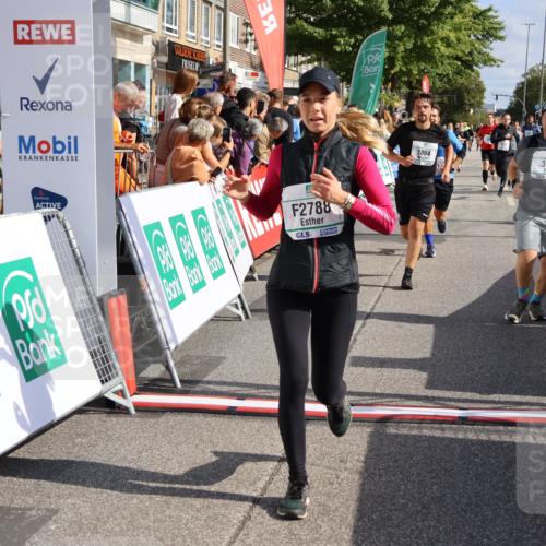 15.09.2024 - PSD Bank Halbmarathon Strokosch-Dieckow http://msf.ph/oto/7096063 15.09.2024 12:10:16 Ziel 1694, 1820, 1864, 1993, 1998, 2053, 2531, 2788, 2915, 2993, 3117, 3187, 3532 meine-sportfotos.de