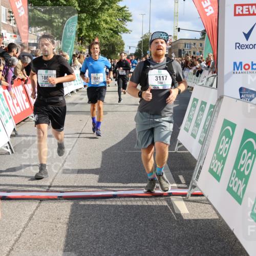 15.09.2024 - PSD Bank Halbmarathon Strokosch-Dieckow http://msf.ph/oto/7096068 15.09.2024 12:10:17 Ziel 1694, 1820, 1864, 1993, 1998, 2053, 2531, 2788, 2915, 2937, 2993, 3117, 3187 meine-sportfotos.de