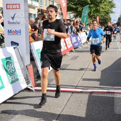 15.09.2024 - PSD Bank Halbmarathon Strokosch-Dieckow http://msf.ph/oto/7096073 15.09.2024 12:10:18 Ziel 1639, 1694, 1820, 1864, 1993, 1998, 2053, 2308, 2531, 2788, 2915, 2937, 2993, 3117, 3187 meine-sportfotos.de
