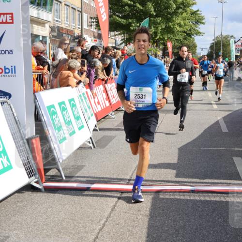 15.09.2024 - PSD Bank Halbmarathon Strokosch-Dieckow http://msf.ph/oto/7096082 15.09.2024 12:10:19 Ziel 1639, 1694, 1820, 1864, 1993, 1998, 2053, 2308, 2531, 2788, 2915, 2937, 2993, 3117, 3187 meine-sportfotos.de