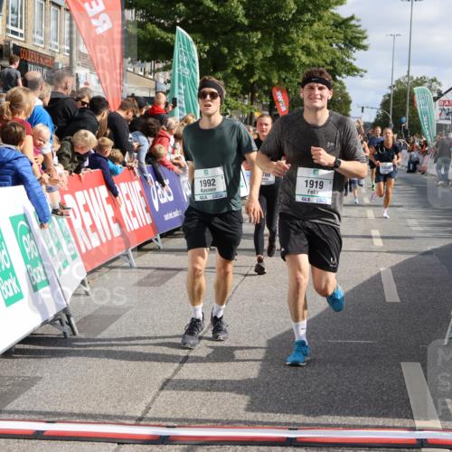 15.09.2024 - PSD Bank Halbmarathon Strokosch-Dieckow http://msf.ph/oto/7096092 15.09.2024 11:59:00 Ziel 1283, 1303, 1711, 1822, 1865, 1870, 1890, 1919, 1955, 1992, 2038, 2297, 2474, 2760, 2860, 2885, 3022, 3051, 3528, 3551, 3553 meine-sportfotos.de