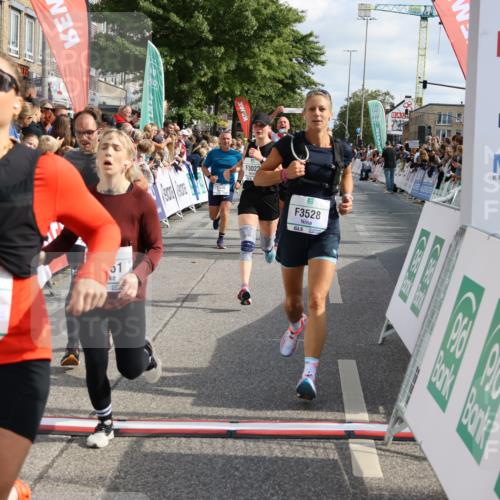 15.09.2024 - PSD Bank Halbmarathon Strokosch-Dieckow http://msf.ph/oto/7096108 15.09.2024 11:59:04 Ziel 1283, 1711, 1822, 1865, 1870, 1890, 1919, 1955, 1992, 2038, 2297, 2474, 2760, 2956, 3022, 3051, 3528, 3551 meine-sportfotos.de