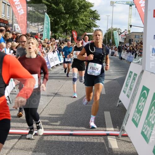 15.09.2024 - PSD Bank Halbmarathon Strokosch-Dieckow http://msf.ph/oto/7096109 15.09.2024 11:59:04 Ziel 1283, 1711, 1822, 1865, 1870, 1890, 1919, 1955, 1992, 2038, 2297, 2474, 2760, 2956, 3022, 3051, 3528, 3551 meine-sportfotos.de