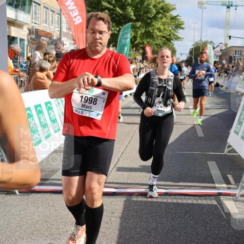 15.09.2024 - PSD Bank Halbmarathon Strokosch-Dieckow http://msf.ph/oto/7096112 15.09.2024 12:10:24 Ziel 1639, 1820, 1864, 1993, 1998, 2170, 2196, 2308, 2531, 2547, 2788, 2915, 2937, 3117, 3144, 3187 meine-sportfotos.de