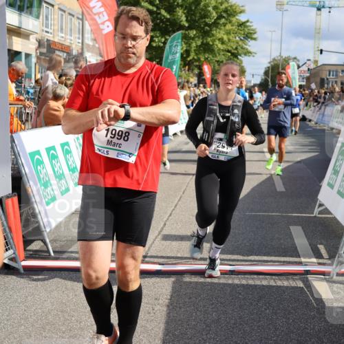 15.09.2024 - PSD Bank Halbmarathon Strokosch-Dieckow http://msf.ph/oto/7096114 15.09.2024 12:10:24 Ziel 1639, 1820, 1864, 1993, 1998, 2170, 2196, 2308, 2531, 2547, 2788, 2915, 2937, 3117, 3144, 3187 meine-sportfotos.de