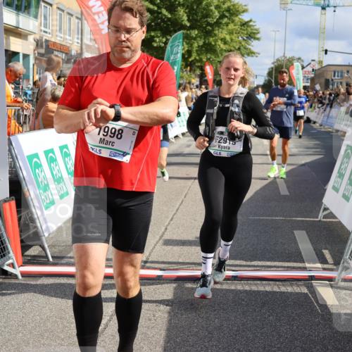 15.09.2024 - PSD Bank Halbmarathon Strokosch-Dieckow http://msf.ph/oto/7096117 15.09.2024 12:10:24 Ziel 1639, 1820, 1864, 1993, 1998, 2170, 2196, 2308, 2531, 2547, 2788, 2915, 2937, 3117, 3144, 3187 meine-sportfotos.de