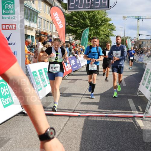 15.09.2024 - PSD Bank Halbmarathon Strokosch-Dieckow http://msf.ph/oto/7096121 15.09.2024 12:10:25 Ziel 1639, 1820, 1864, 1993, 1998, 2170, 2196, 2308, 2531, 2546, 2547, 2788, 2915, 2937, 3117, 3144, 3187 meine-sportfotos.de