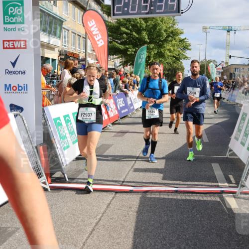 15.09.2024 - PSD Bank Halbmarathon Strokosch-Dieckow http://msf.ph/oto/7096123 15.09.2024 12:10:25 Ziel 1639, 1820, 1864, 1993, 1998, 2170, 2196, 2308, 2531, 2546, 2547, 2788, 2915, 2937, 3117, 3144, 3187 meine-sportfotos.de