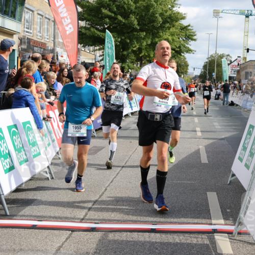 15.09.2024 - PSD Bank Halbmarathon Strokosch-Dieckow http://msf.ph/oto/7096127 15.09.2024 11:59:07 Ziel 1283, 1711, 1822, 1870, 1890, 1919, 1955, 1992, 2038, 2230, 2297, 2721, 2756, 2760, 2956, 3022, 3051, 3528, 3551 meine-sportfotos.de