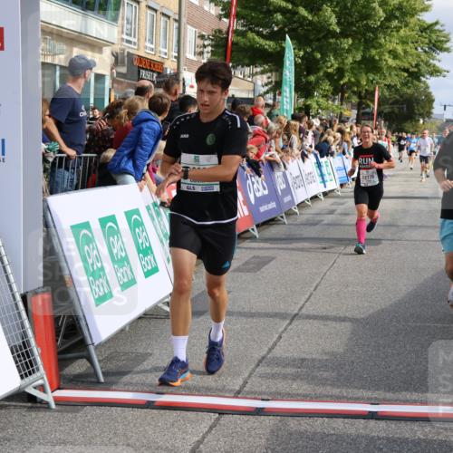 15.09.2024 - PSD Bank Halbmarathon Strokosch-Dieckow http://msf.ph/oto/7096165 15.09.2024 11:59:19 Ziel 795, 1329, 1862, 1870, 1890, 1955, 2061, 2230, 2297, 2721, 2756, 2776, 2897, 2956 meine-sportfotos.de