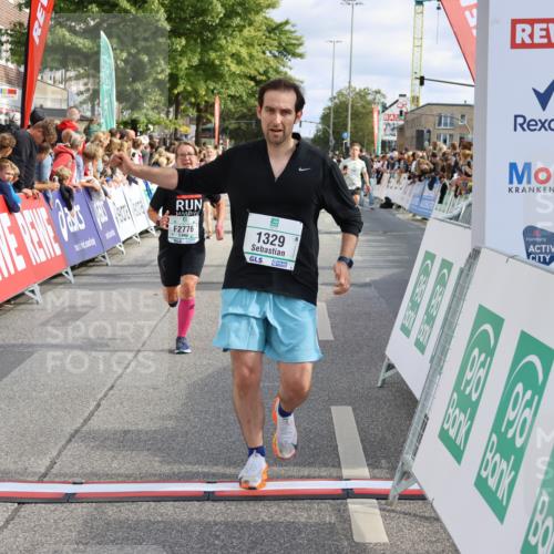 15.09.2024 - PSD Bank Halbmarathon Strokosch-Dieckow http://msf.ph/oto/7096170 15.09.2024 11:59:20 Ziel 795, 1329, 1585, 1862, 1870, 2061, 2230, 2278, 2297, 2721, 2756, 2776, 2897, 2956 meine-sportfotos.de