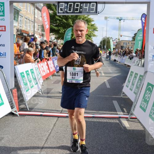 15.09.2024 - PSD Bank Halbmarathon Strokosch-Dieckow http://msf.ph/oto/7096204 15.09.2024 12:10:40 Ziel 1211, 1649, 1752, 1836, 1881, 2028, 2143, 2170, 2196, 2546, 2547, 2828, 2833, 2877, 2985, 3144, 3147, 3538 meine-sportfotos.de