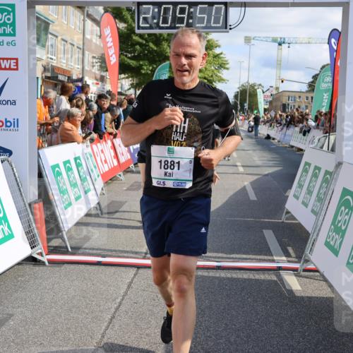 15.09.2024 - PSD Bank Halbmarathon Strokosch-Dieckow http://msf.ph/oto/7096209 15.09.2024 12:10:41 Ziel 1211, 1649, 1752, 1836, 1881, 2028, 2143, 2170, 2546, 2547, 2828, 2833, 2877, 2985, 3144, 3147, 3506, 3538 meine-sportfotos.de