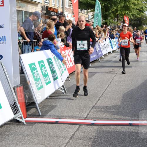 15.09.2024 - PSD Bank Halbmarathon Strokosch-Dieckow http://msf.ph/oto/7096213 15.09.2024 11:59:37 Ziel 795, 1585, 1738, 1739, 2004, 2061, 2142, 2278, 2545, 2767, 2789, 2817, 2876, 2950, 3189 meine-sportfotos.de