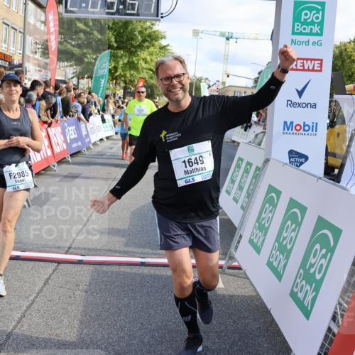 15.09.2024 - PSD Bank Halbmarathon Strokosch-Dieckow http://msf.ph/oto/7096219 15.09.2024 12:10:42 Ziel 1211, 1649, 1752, 1836, 1881, 2028, 2143, 2170, 2546, 2547, 2828, 2833, 2877, 2985, 3144, 3147, 3506, 3538 meine-sportfotos.de