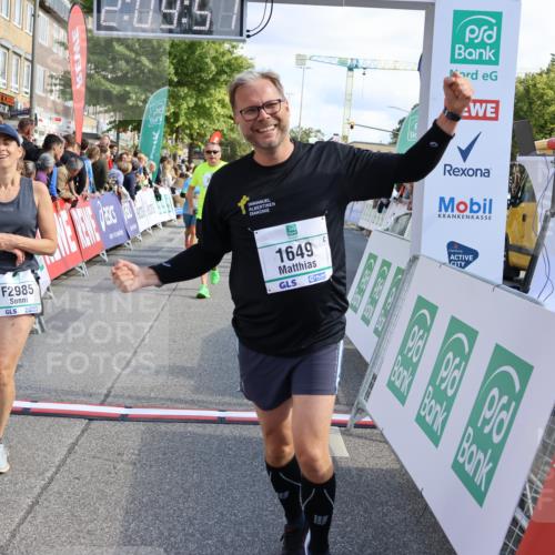 15.09.2024 - PSD Bank Halbmarathon Strokosch-Dieckow http://msf.ph/oto/7096223 15.09.2024 12:10:42 Ziel 1211, 1649, 1752, 1836, 1881, 2028, 2143, 2170, 2546, 2547, 2828, 2833, 2877, 2985, 3144, 3147, 3506, 3538 meine-sportfotos.de