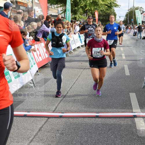 15.09.2024 - PSD Bank Halbmarathon Strokosch-Dieckow http://msf.ph/oto/7096229 15.09.2024 11:59:41 Ziel 1139, 1554, 1738, 1739, 2004, 2142, 2545, 2767, 2789, 2817, 2876, 2950, 3189 meine-sportfotos.de