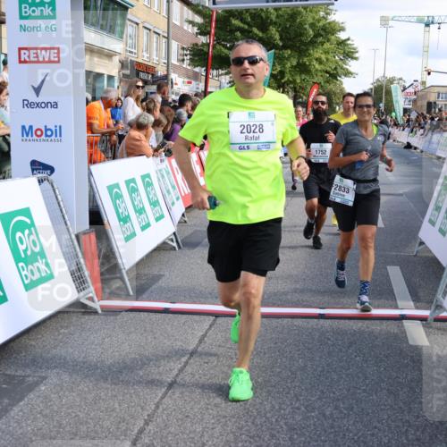 15.09.2024 - PSD Bank Halbmarathon Strokosch-Dieckow http://msf.ph/oto/7096242 15.09.2024 12:10:45 Ziel 1211, 1649, 1752, 1836, 1881, 2028, 2143, 2546, 2828, 2833, 2877, 2985, 3077, 3147, 3506, 3538 meine-sportfotos.de