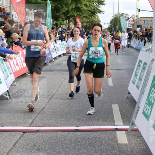 15.09.2024 - PSD Bank Halbmarathon Strokosch-Dieckow http://msf.ph/oto/7096269 15.09.2024 11:59:58 Ziel 1139, 1455, 1554, 1555, 1614, 1665, 1902, 2046, 2151, 2161, 2418, 2558, 2783, 2807, 2841, 2864, 2874, 2949, 3177, 3523 meine-sportfotos.de