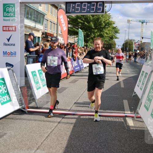 15.09.2024 - PSD Bank Halbmarathon Strokosch-Dieckow http://msf.ph/oto/7096299 15.09.2024 12:00:26 Ziel 1258, 1546, 1576, 1625, 1691, 1725, 1952, 2713, 2714, 2791, 2826, 2983, 3026, 3098, 3519, 3550 meine-sportfotos.de