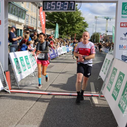 15.09.2024 - PSD Bank Halbmarathon Strokosch-Dieckow http://msf.ph/oto/7096301 15.09.2024 12:00:28 Ziel 1258, 1546, 1547, 1576, 1593, 1625, 1691, 1725, 1848, 1952, 2713, 2714, 2791, 2826, 2983, 3098, 3519, 3550 meine-sportfotos.de