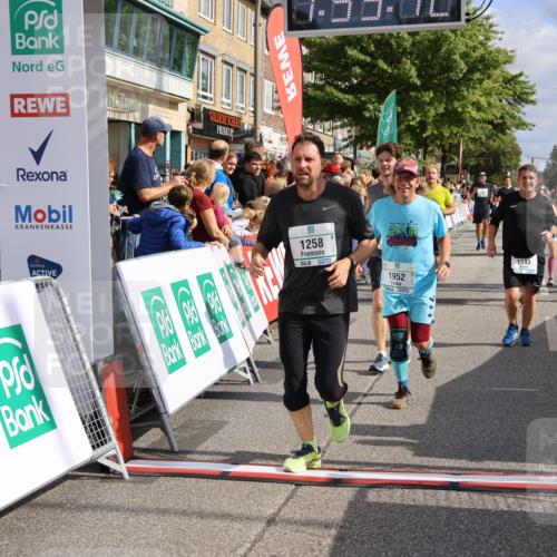 15.09.2024 - PSD Bank Halbmarathon Strokosch-Dieckow http://msf.ph/oto/7096305 15.09.2024 12:00:33 Ziel 1258, 1546, 1547, 1593, 1625, 1725, 1848, 1852, 1952, 1960, 2357, 2713, 2714, 2778, 2826, 3098, 3445, 3519, 3550 meine-sportfotos.de