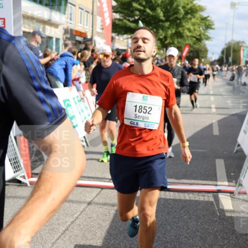 15.09.2024 - PSD Bank Halbmarathon Strokosch-Dieckow http://msf.ph/oto/7096330 15.09.2024 12:00:42 Ziel 1258, 1338, 1546, 1547, 1593, 1848, 1852, 1952, 1960, 2047, 2357, 2570, 2778, 2842, 3028, 3445, 3519 meine-sportfotos.de