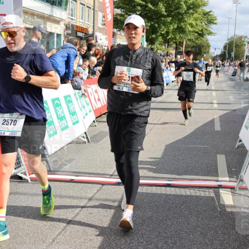 15.09.2024 - PSD Bank Halbmarathon Strokosch-Dieckow http://msf.ph/oto/7096336 15.09.2024 12:00:44 Ziel 1258, 1338, 1546, 1547, 1593, 1788, 1848, 1852, 1952, 1960, 2047, 2357, 2560, 2570, 2778, 2842, 3028, 3445 meine-sportfotos.de