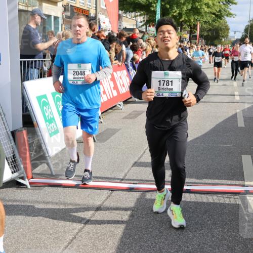 15.09.2024 - PSD Bank Halbmarathon Strokosch-Dieckow http://msf.ph/oto/7096357 15.09.2024 12:00:58 Ziel 1362, 1781, 1788, 1914, 1951, 2048, 2248, 2293, 2560, 2842, 2928, 3028, 3088, 3146, 3171, 3316 meine-sportfotos.de
