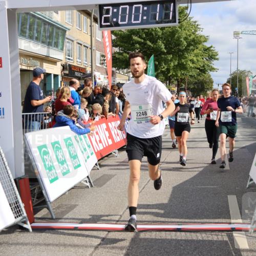 15.09.2024 - PSD Bank Halbmarathon Strokosch-Dieckow http://msf.ph/oto/7096365 15.09.2024 12:01:02 Ziel 1362, 1781, 1788, 1792, 1868, 1914, 1951, 2048, 2248, 2293, 2560, 2813, 2842, 2875, 2910, 2928, 3023, 3088, 3146, 3171, 3316 meine-sportfotos.de
