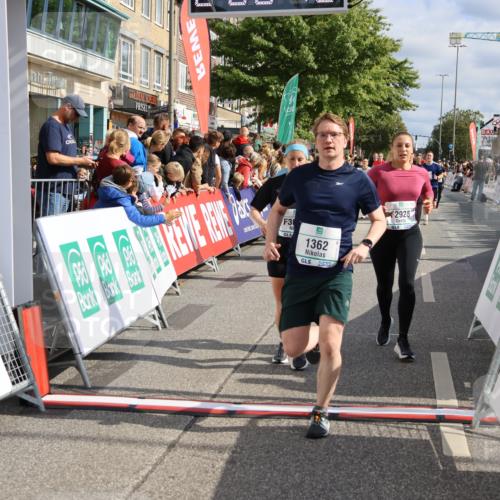 15.09.2024 - PSD Bank Halbmarathon Strokosch-Dieckow http://msf.ph/oto/7096368 15.09.2024 12:01:03 Ziel 1362, 1769, 1781, 1788, 1792, 1868, 1914, 1951, 2048, 2248, 2293, 2560, 2813, 2875, 2910, 2928, 3023, 3088, 3146, 3171, 3316 meine-sportfotos.de
