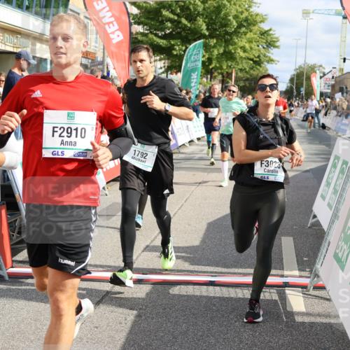 15.09.2024 - PSD Bank Halbmarathon Strokosch-Dieckow http://msf.ph/oto/7096379 15.09.2024 12:01:09 Ziel 1362, 1492, 1732, 1769, 1781, 1782, 1792, 1868, 1880, 1899, 1969, 2048, 2223, 2248, 2293, 2813, 2875, 2910, 2928, 2953, 2961, 3023, 3088, 3171 meine-sportfotos.de