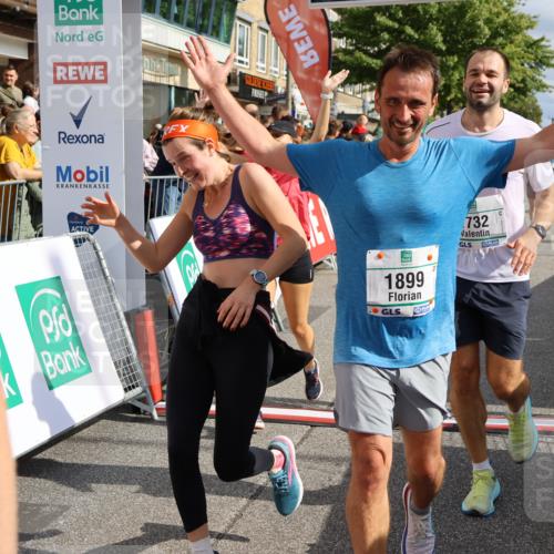 15.09.2024 - PSD Bank Halbmarathon Strokosch-Dieckow http://msf.ph/oto/7096404 15.09.2024 12:01:18 Ziel 1492, 1732, 1755, 1769, 1782, 1792, 1868, 1880, 1899, 1969, 2223, 2236, 2237, 2682, 2772, 2813, 2824, 2875, 2910, 2952, 2953, 2961, 3023 meine-sportfotos.de