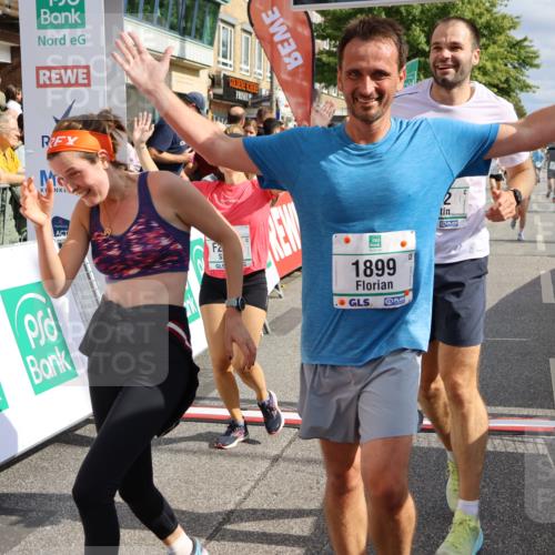 15.09.2024 - PSD Bank Halbmarathon Strokosch-Dieckow http://msf.ph/oto/7096407 15.09.2024 12:01:18 Ziel 1492, 1732, 1755, 1769, 1782, 1792, 1868, 1880, 1899, 1969, 2223, 2236, 2237, 2682, 2772, 2813, 2824, 2875, 2910, 2952, 2953, 2961, 3023 meine-sportfotos.de