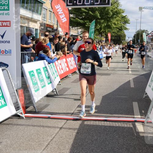 15.09.2024 - PSD Bank Halbmarathon Strokosch-Dieckow http://msf.ph/oto/7096413 15.09.2024 12:01:22 Ziel 1492, 1732, 1755, 1769, 1782, 1880, 1899, 1969, 2223, 2236, 2237, 2682, 2710, 2772, 2824, 2875, 2952, 2953, 2961, 2964 meine-sportfotos.de
