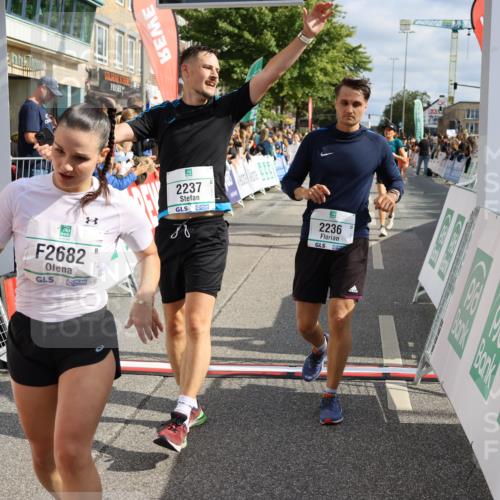 15.09.2024 - PSD Bank Halbmarathon Strokosch-Dieckow http://msf.ph/oto/7096424 15.09.2024 12:01:27 Ziel 1631, 1732, 1755, 1880, 1899, 2236, 2237, 2682, 2710, 2772, 2805, 2824, 2843, 2952, 2953, 2964, 3190 meine-sportfotos.de
