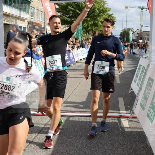 15.09.2024 - PSD Bank Halbmarathon Strokosch-Dieckow http://msf.ph/oto/7096427 15.09.2024 12:01:27 Ziel 1631, 1732, 1755, 1880, 1899, 2236, 2237, 2682, 2710, 2772, 2805, 2824, 2843, 2952, 2953, 2964, 3190 meine-sportfotos.de