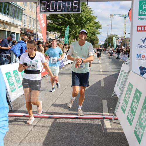 15.09.2024 - PSD Bank Halbmarathon Strokosch-Dieckow http://msf.ph/oto/7096435 15.09.2024 12:01:36 Ziel 1631, 1695, 1710, 1804, 1971, 2236, 2237, 2506, 2682, 2710, 2805, 2843, 2964, 3176, 3190 meine-sportfotos.de