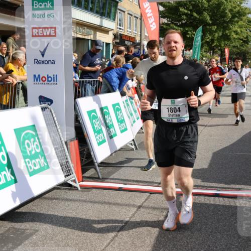 15.09.2024 - PSD Bank Halbmarathon Strokosch-Dieckow http://msf.ph/oto/7096441 15.09.2024 12:01:43 Ziel 1523, 1631, 1695, 1710, 1804, 1809, 1823, 1971, 2010, 2329, 2413, 2506, 2805, 2843, 3176, 3190, 3195 meine-sportfotos.de