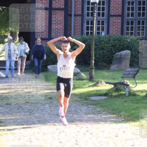 22.09.2024 - 32. Volkslauf durch das schöne Alstertal Luisa Fischer http://msf.ph/oto/7101958 22.09.2024 10:51:45 Laufen 3320 meine-sportfotos.de