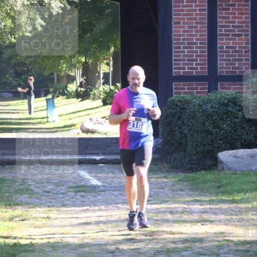 22.09.2024 - 32. Volkslauf durch das schöne Alstertal Luisa Fischer http://msf.ph/oto/7102090 22.09.2024 10:56:38 Laufen 3182, 3 meine-sportfotos.de