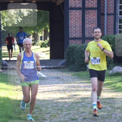 22.09.2024 - 32. Volkslauf durch das schöne Alstertal Luisa Fischer http://msf.ph/oto/7102094 22.09.2024 10:57:08 Laufen 3330, 3341 meine-sportfotos.de