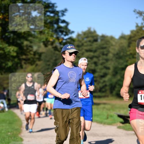22.09.2024 - 32. Volkslauf durch das schöne Alstertal Dr. Thomas Lammeyer http://msf.ph/oto/7104407 22.09.2024 10:05:02 Laufen 10 meine-sportfotos.de