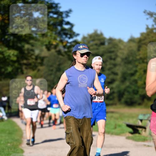 22.09.2024 - 32. Volkslauf durch das schöne Alstertal Dr. Thomas Lammeyer http://msf.ph/oto/7104409 22.09.2024 10:05:02 Laufen 1525 meine-sportfotos.de